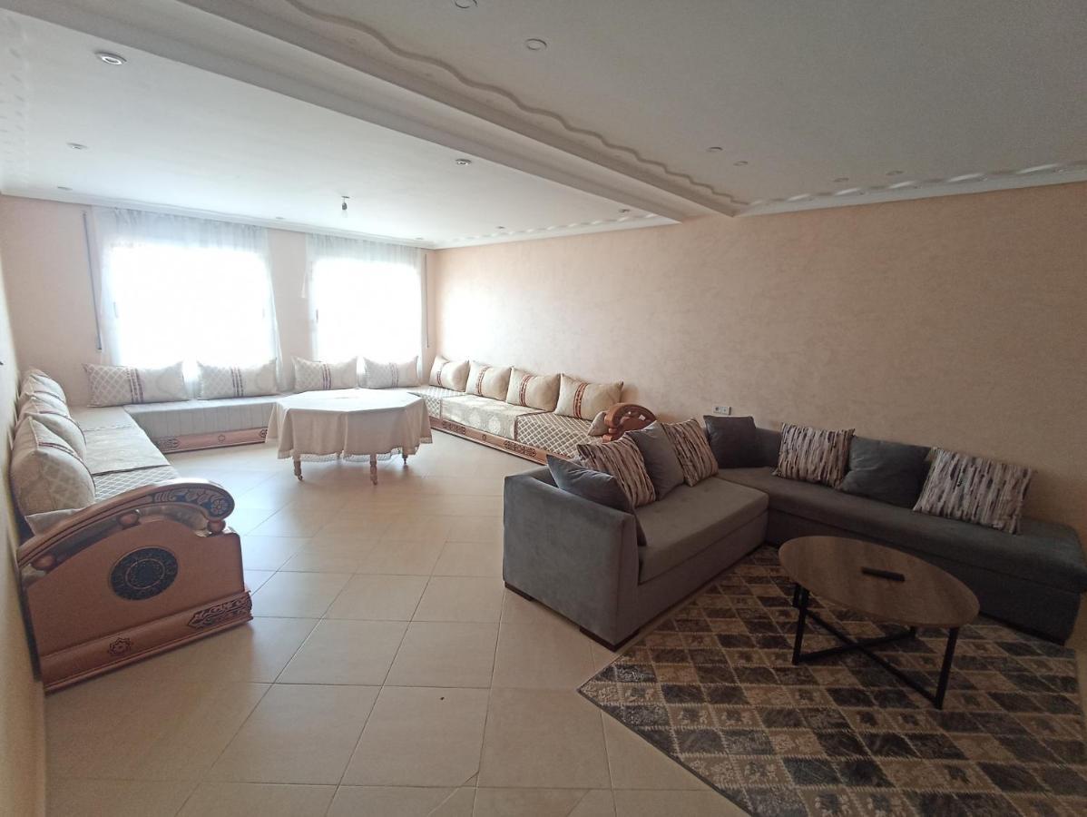 Appartement Familial Au Centre De Nador Ville Extérieur photo
